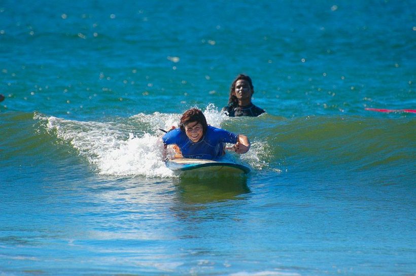 surf lessons full